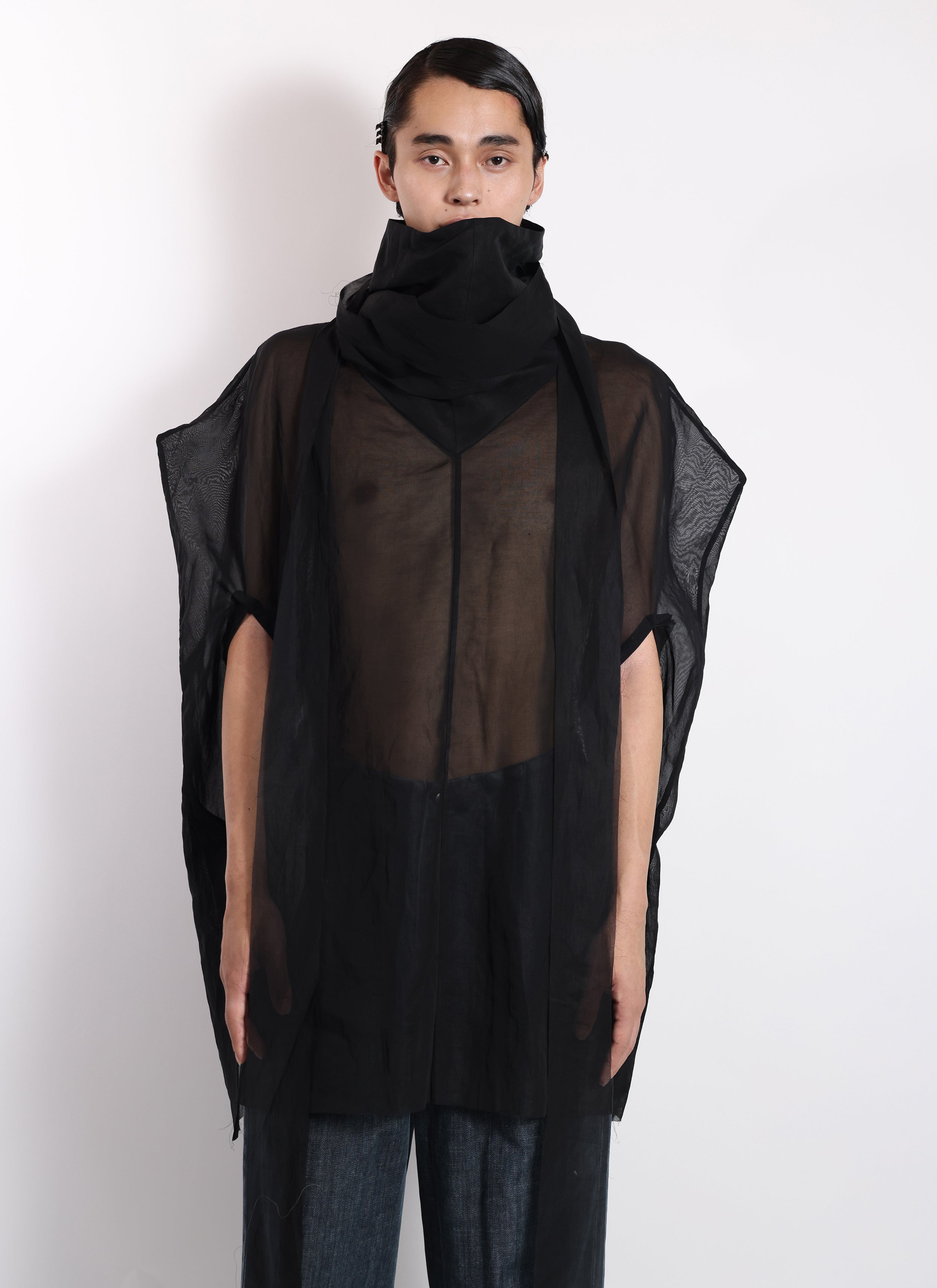 Sleeveless Front Approach Top