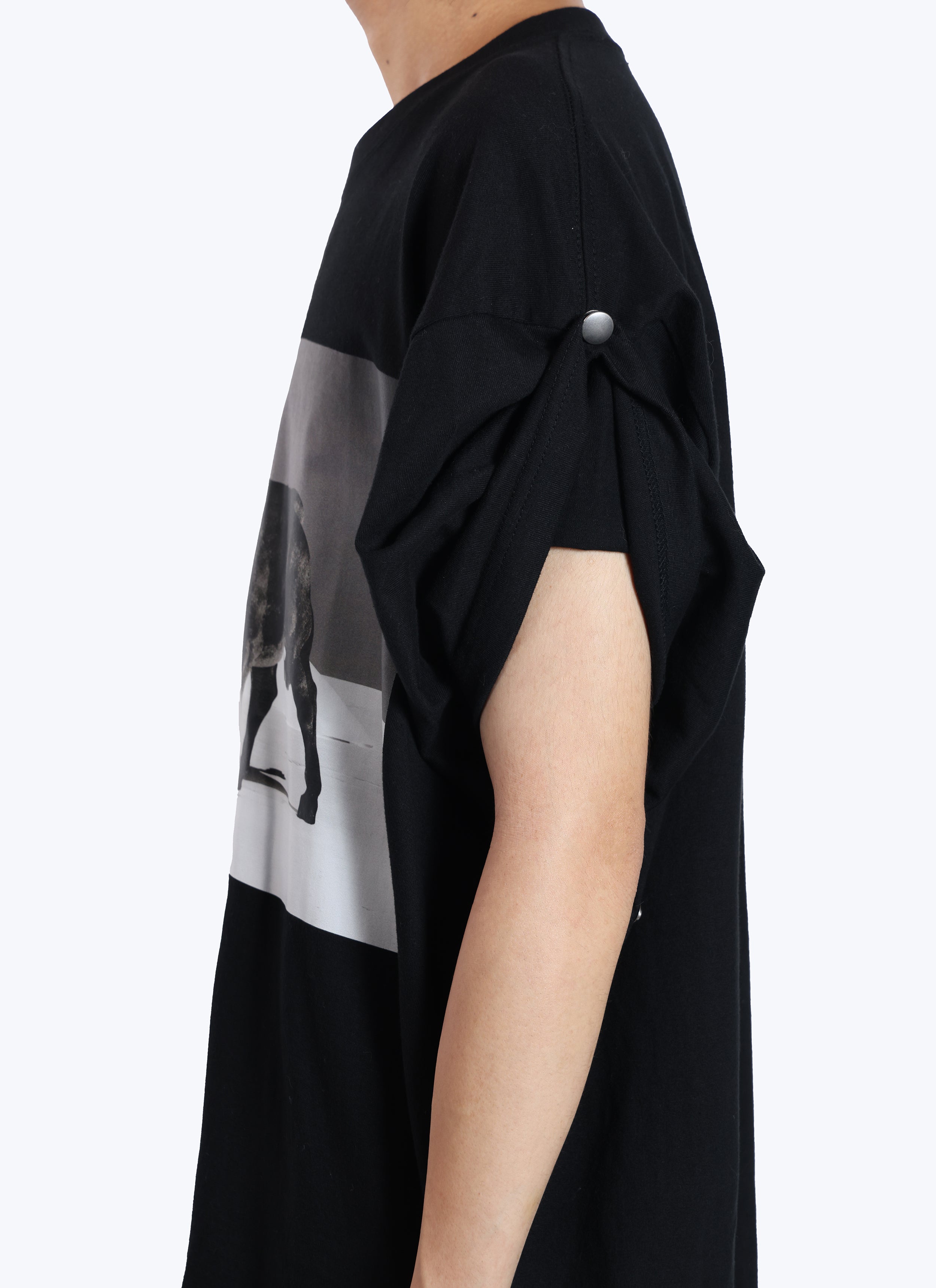 OVERSIZE 2-WAY BEAST T-SHIRT