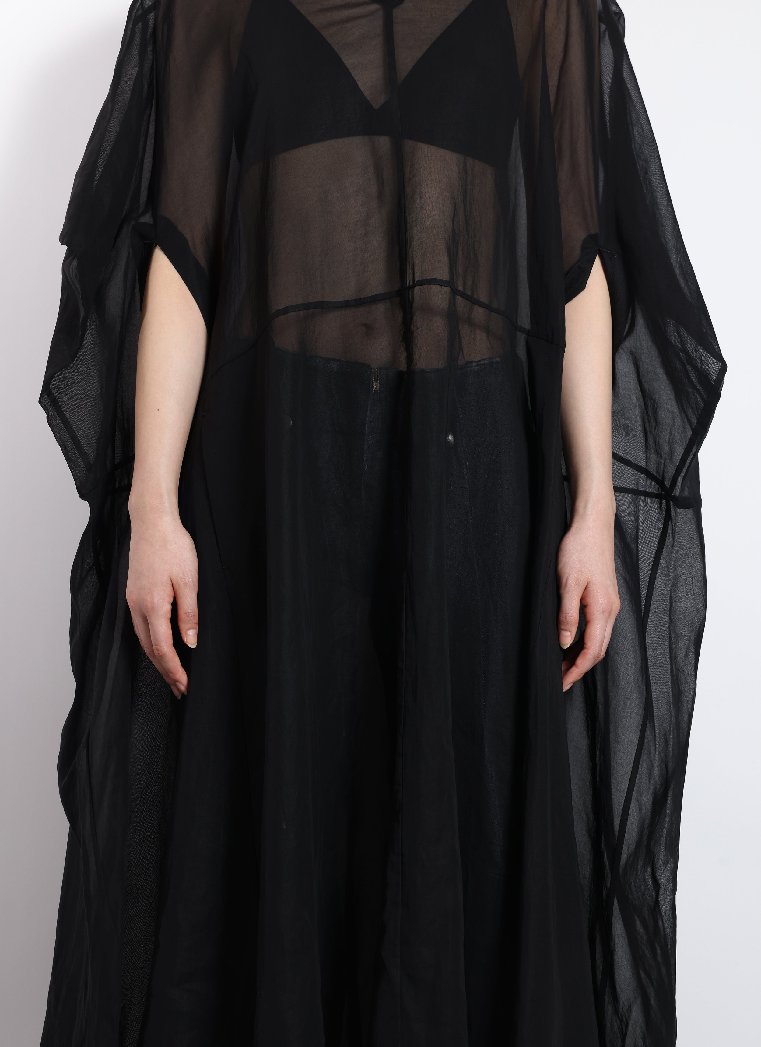 Sleeveless Front Approach Dress